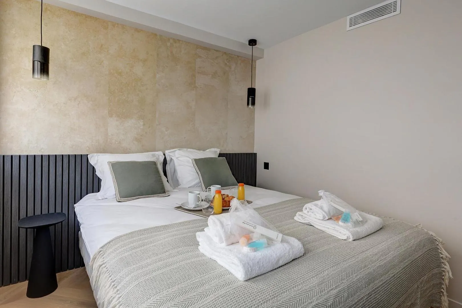 364 Suite Fondary 2 - Superb Apartment In Paris